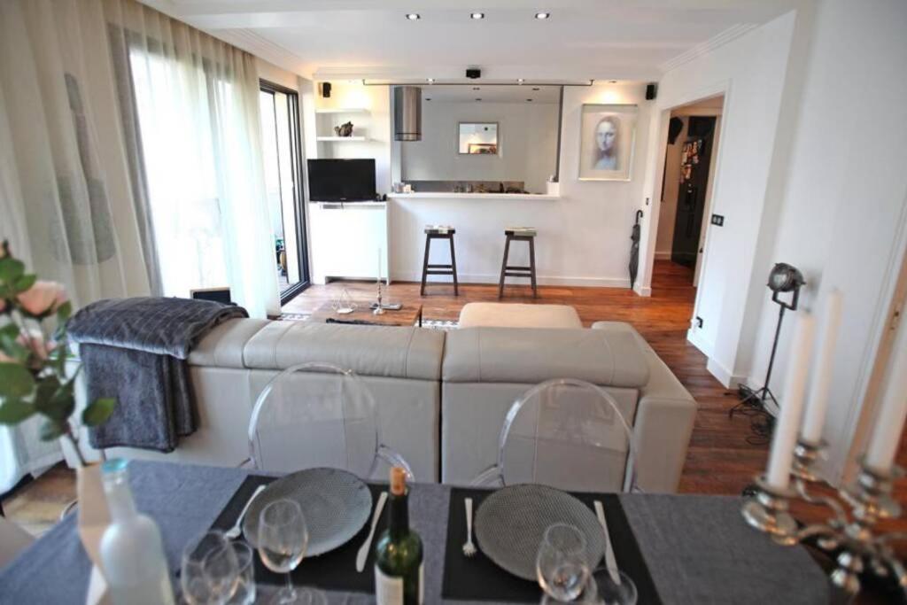 George Apartment In Neuilly Экстерьер фото