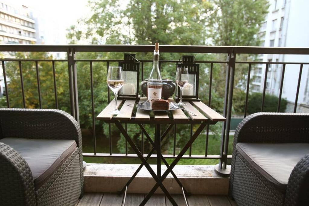 George Apartment In Neuilly Экстерьер фото