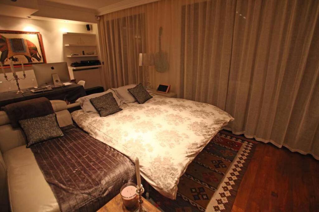 George Apartment In Neuilly Экстерьер фото